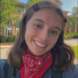 Meet your Posher, Stephania